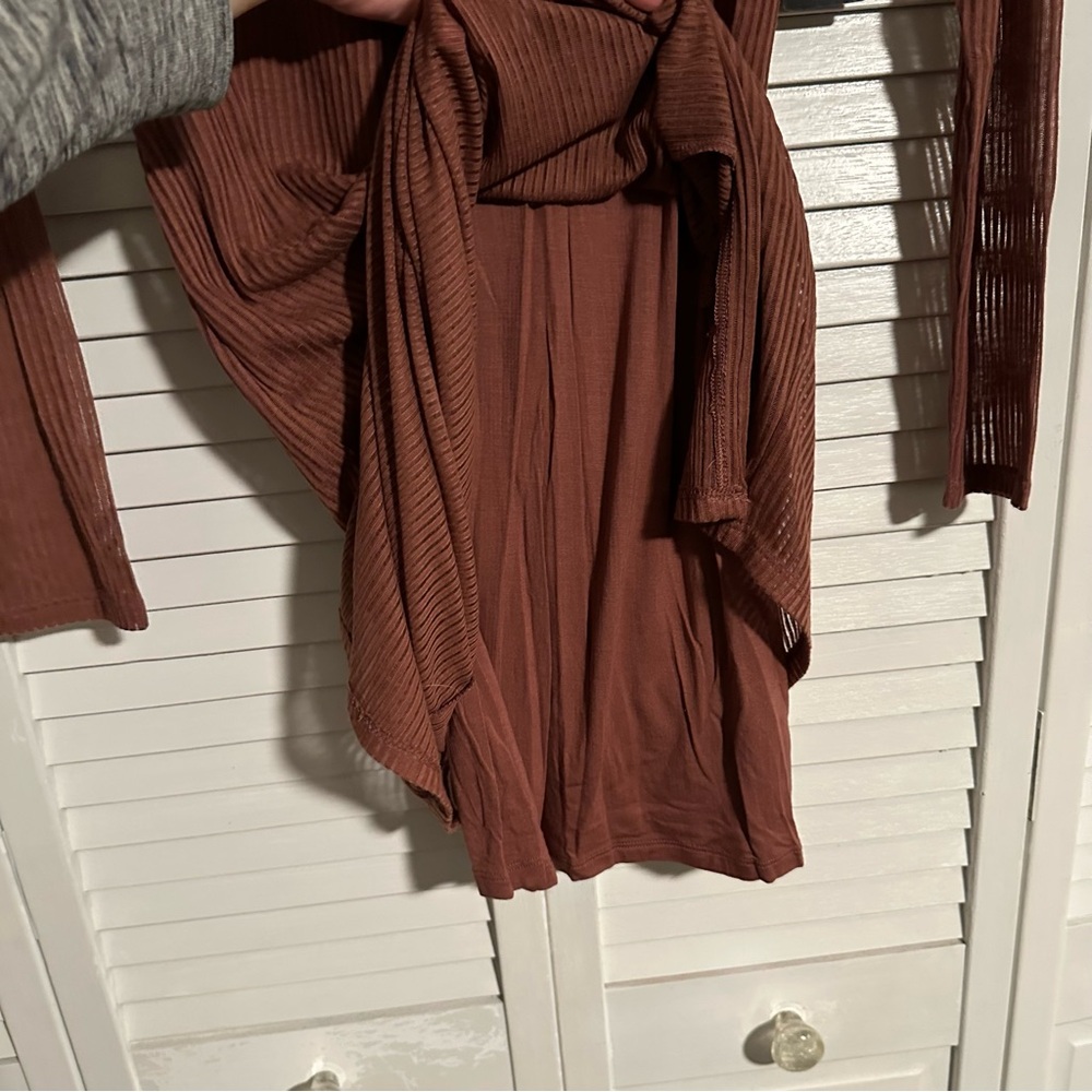 Express Ribbed Dress - Medium - Picture 4 of 9